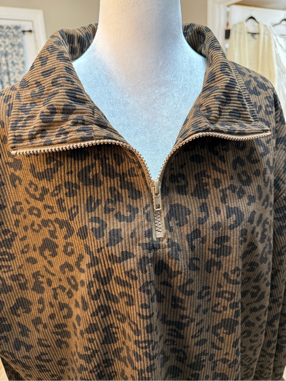 Boho oversized Leopard Print Quarter-Zip Pullover Size Large - Picture 3 of 15